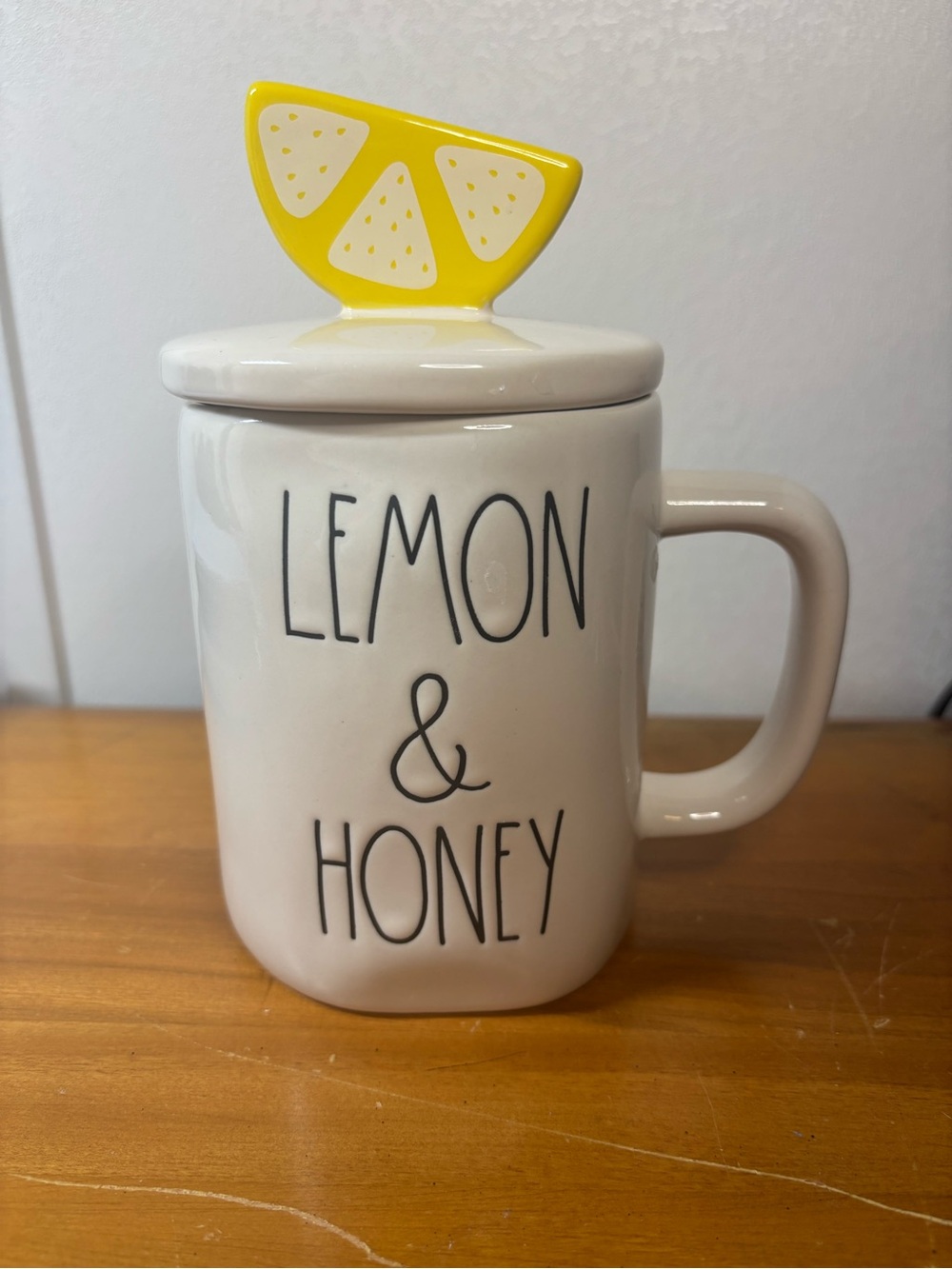 Rae Dunn “Lemon & Honey” Tea Mug With Lid